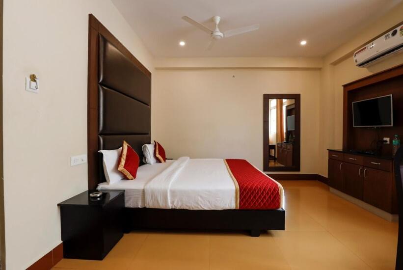 Hotel Pioneer Paradise Nagercoil Luaran gambar