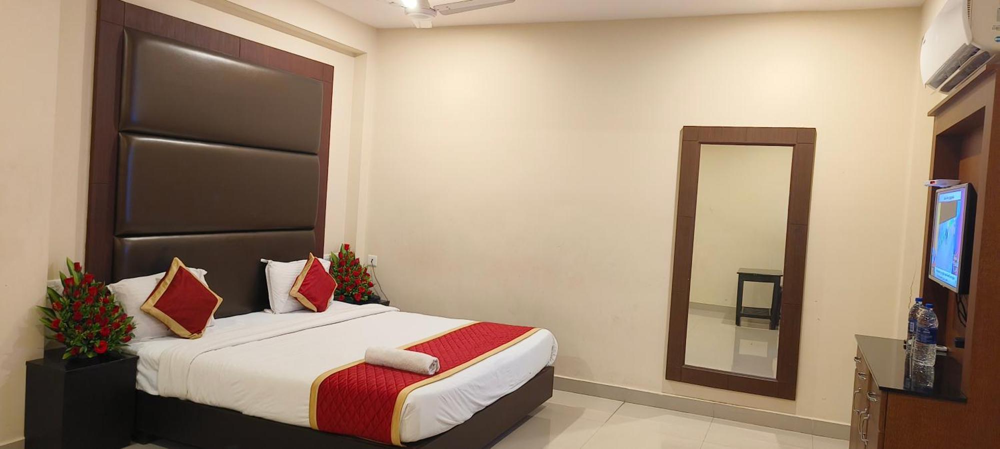 Hotel Pioneer Paradise Nagercoil Luaran gambar