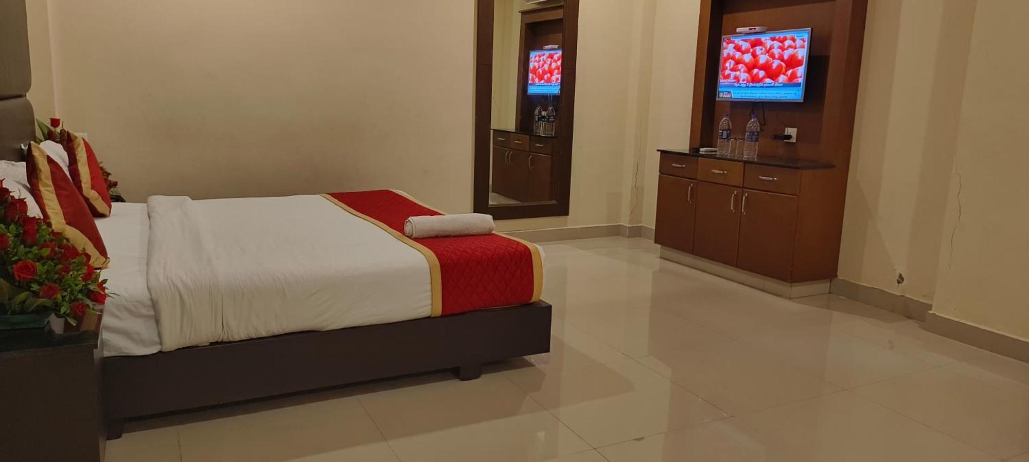 Hotel Pioneer Paradise Nagercoil Luaran gambar